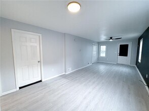 48 Asbury St in Rochester, NY - Building Photo - Building Photo