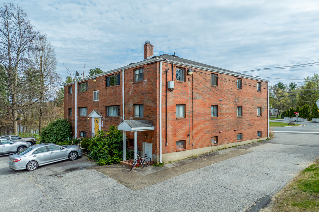 Millpond Condominiums in Ayer, MA - Building Photo