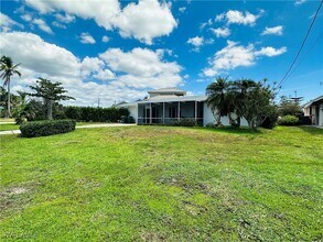 140 W Pago Pago Dr in Naples, FL - Building Photo - Building Photo