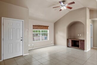 271 Vista Hermosa in Del Rio, TX - Building Photo - Building Photo