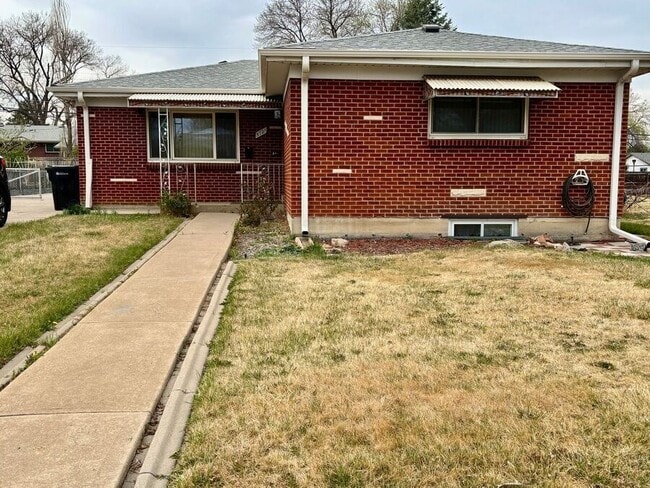 5721 Everett St in Arvada, CO - Building Photo - Building Photo