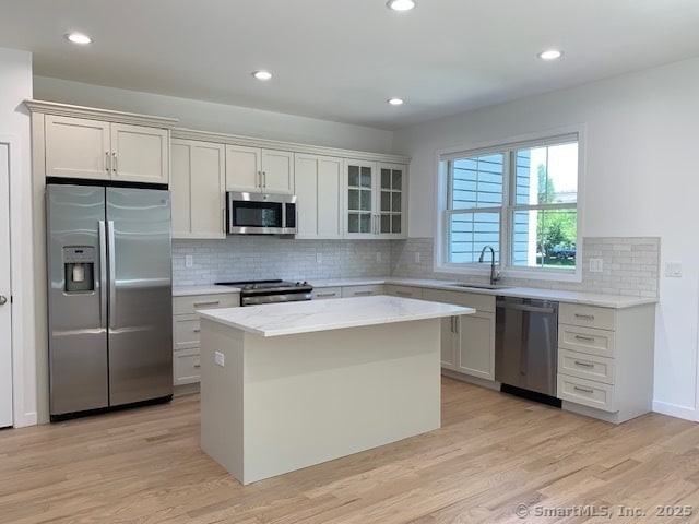 687 S Main St in Cheshire, CT - Building Photo - Building Photo