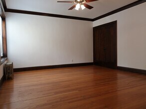 3544 N Meade Ave, Unit 1st floor in Chicago, IL - Foto de edificio - Building Photo