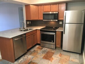 1460 Summergate Pkwy in St. Peters, MO - Building Photo - Building Photo