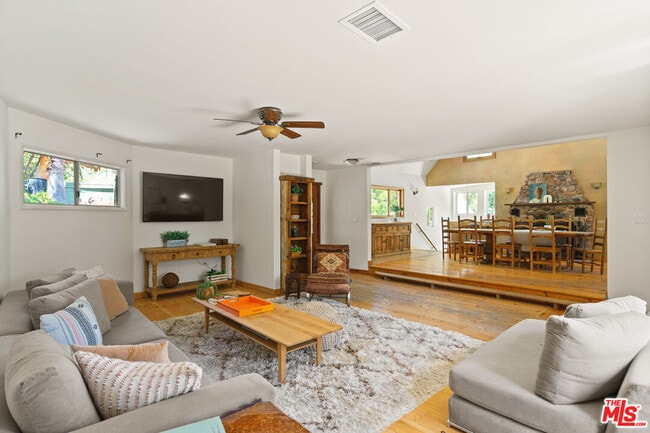 2026 Topanga Skyline Dr in Topanga, CA - Building Photo - Building Photo
