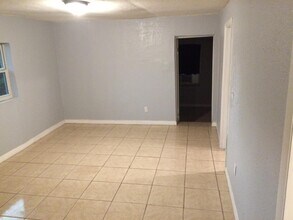 4102 Pappy Kennedy St in Orlando, FL - Building Photo - Building Photo