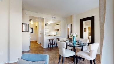 Pala Mesa in Mesa, AZ - Foto de edificio - Building Photo