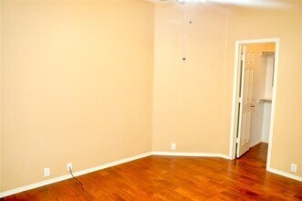 6018 Blue Oak Dr in Garland, TX - Building Photo - Building Photo