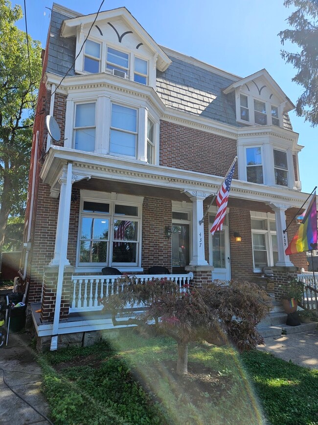 property at 437 S West End Ave