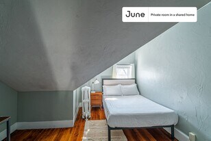 Room in Shared 6 bed/2 bath home, Unit F in Boston, MA - Building Photo
