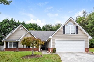 2715 Tradd Ct in Snellville, GA - Building Photo