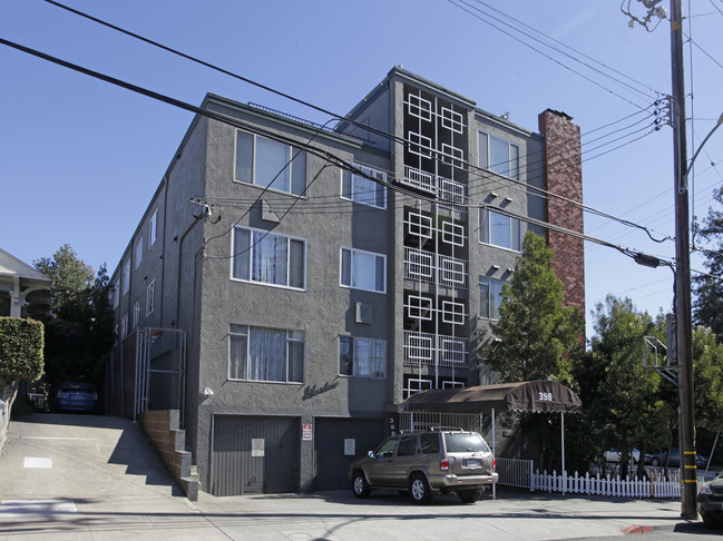 Silverstone in Oakland, CA - Foto de edificio - Building Photo