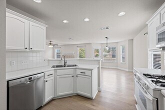 336 Celery Loop in Austin, TX - Building Photo - Building Photo