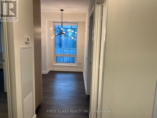 28 Freeland St in Toronto, ON - Building Photo - Building Photo