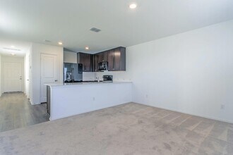 460 Marty Allen Lp in Jarrell, TX - Building Photo - Building Photo