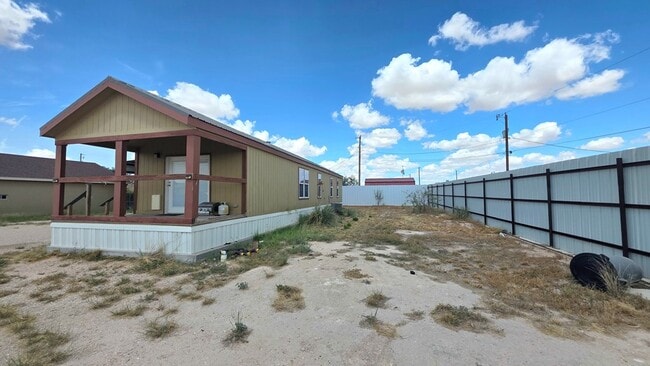 4330 N Redland Ave in Odessa, TX - Building Photo - Building Photo