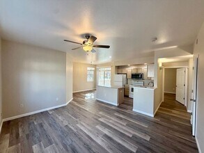 2035 Grays Peak Dr in Loveland, CO - Building Photo - Building Photo