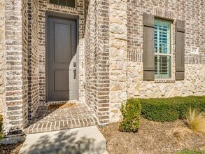 673 Vista Oaks Rd in Lewisville, TX - Building Photo - Building Photo