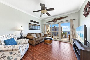 1010 W Beach Blvd in Gulf Shores, AL - Building Photo