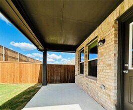 2505 McNally Dr in Mesquite, TX - Building Photo - Building Photo