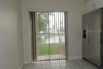 13936 Langley Pl in Davie, FL - Building Photo - Building Photo