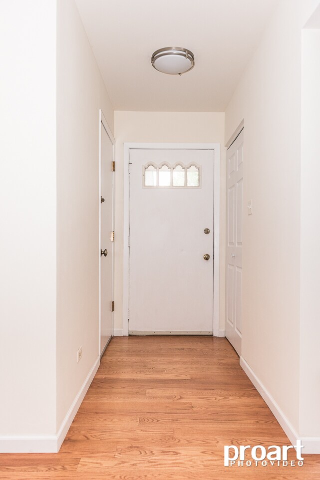 838 Heatherbrook Ct in Wheaton, IL - Building Photo - Building Photo