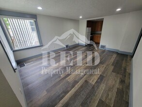 1212 Evans Ave W in Bremerton, WA - Building Photo - Building Photo