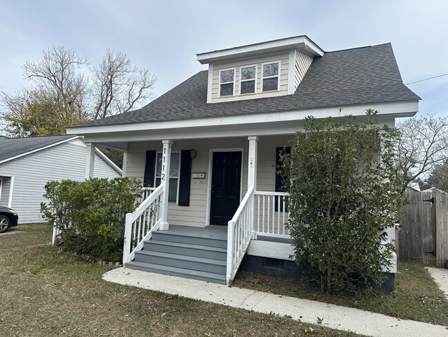 1112 Brown St in Wilmington, NC - Building Photo - Building Photo