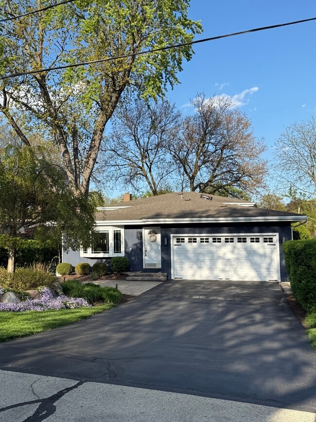property at 315 N Linden St