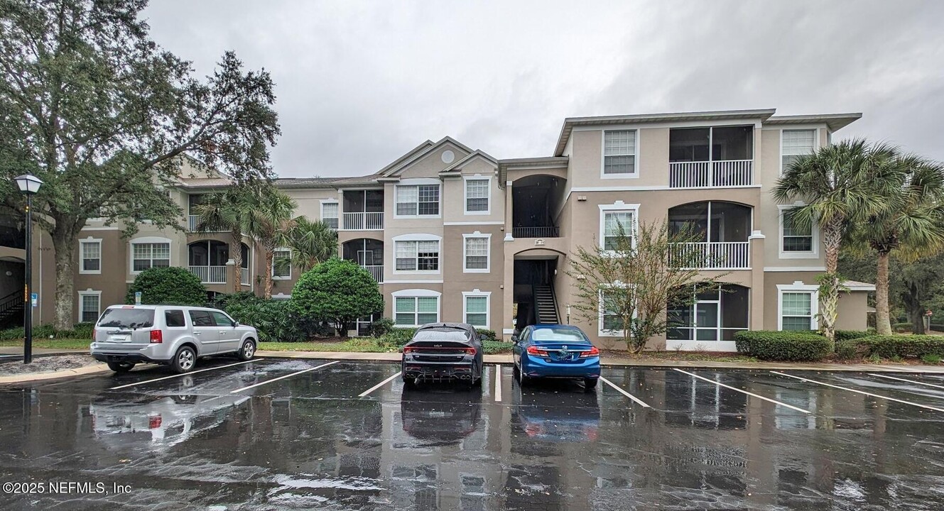 10550 Baymeadows Rd in Jacksonville, FL - Building Photo