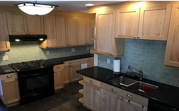 155 Prospect St in Northampton, MA - Building Photo - Building Photo