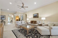 15865 Delaplata Ln in Naples, FL - Foto de edificio - Building Photo