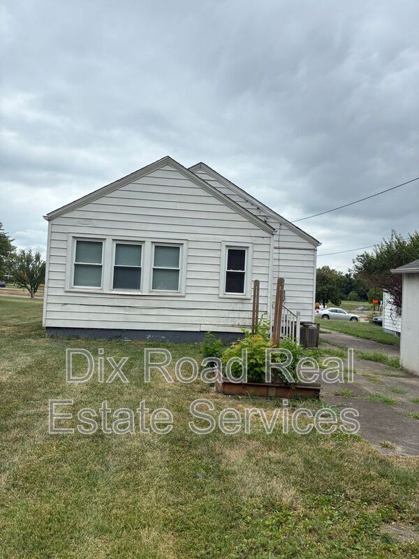 911 Stanley St in Middletown, OH - Building Photo - Building Photo