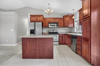 401 Kahler Ct in Rapid City, SD - Building Photo - Building Photo