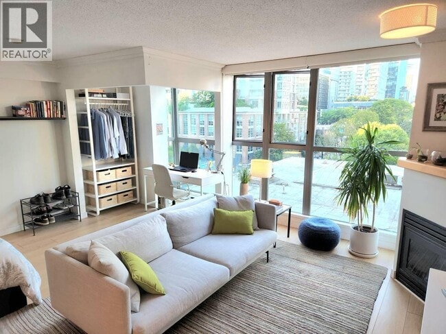 property at 928 Richards St