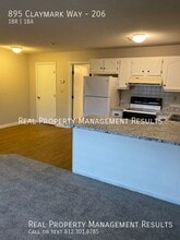 895 Claymark Way in Henderson, KY - Building Photo - Building Photo