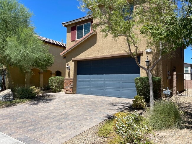 2232 Sky Island Dr in Henderson, NV - Foto de edificio - Building Photo