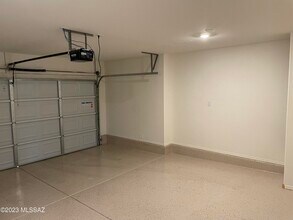 1127 E Cairn St in Tucson, AZ - Building Photo - Building Photo