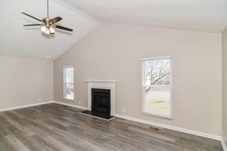 3264 Towne Village Rd in Nashville, TN - Foto de edificio - Building Photo