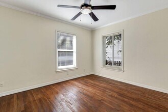 1507 Pease Rd in Austin, TX - Foto de edificio - Building Photo