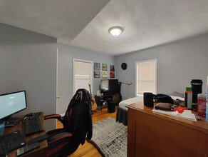 50 Derby St, Unit #2 in Somerville, MA - Building Photo - Building Photo