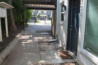 2807 Throckmorton St in Dallas, TX - Building Photo - Building Photo
