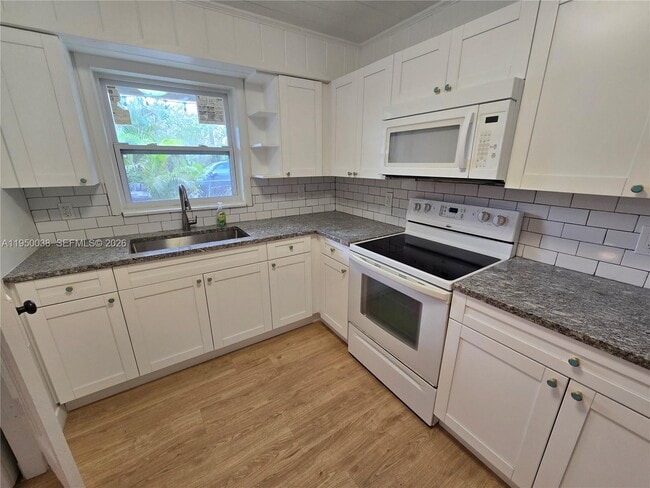 property at 4000 Greenwood Ave