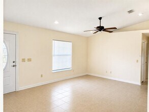 8721 SE 157th St in Summerfield, FL - Building Photo - Building Photo