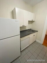 10 Lothian Rd in Boston, MA - Foto de edificio - Building Photo