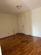 21 Prince Ave, Unit 3 in Lowell, MA - Building Photo - Building Photo
