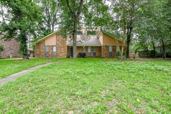 property at 115 Pine Manor Dr