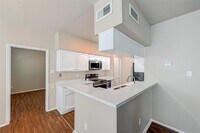 1881 Bering Dr photo'