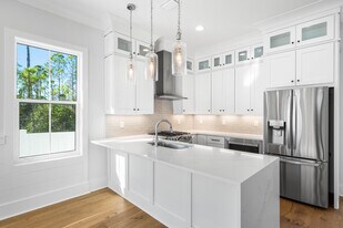 520 S County Hwy 393 in Santa Rosa Beach, FL - Building Photo