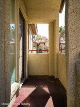 4955 S Lindell Rd in Las Vegas, NV - Building Photo - Building Photo